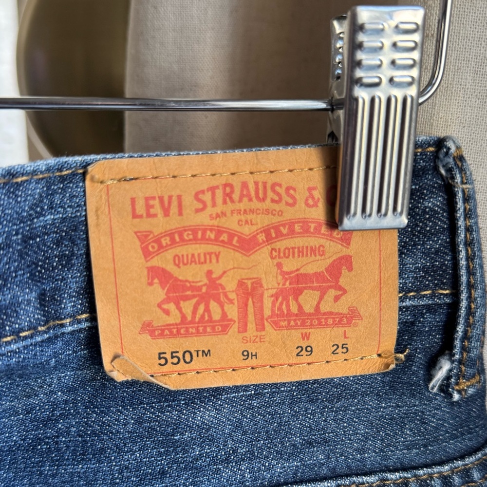 NWOT Levi's Men Straight Blue Jeans | 9H - Picture 6 of 7